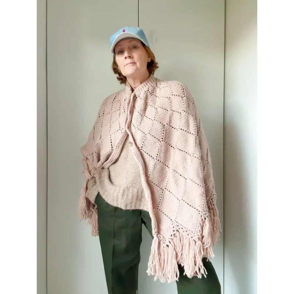 Vintage Hand Knit Poncho in Blush Pink S-L Fit Boho hippie Artisan Fringe Shawl